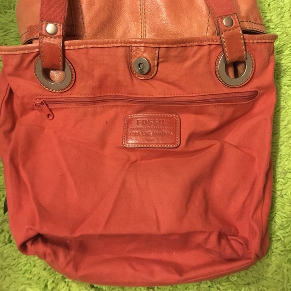 Clearance 🛍 Fossil handbag. - Picture 6 of 8